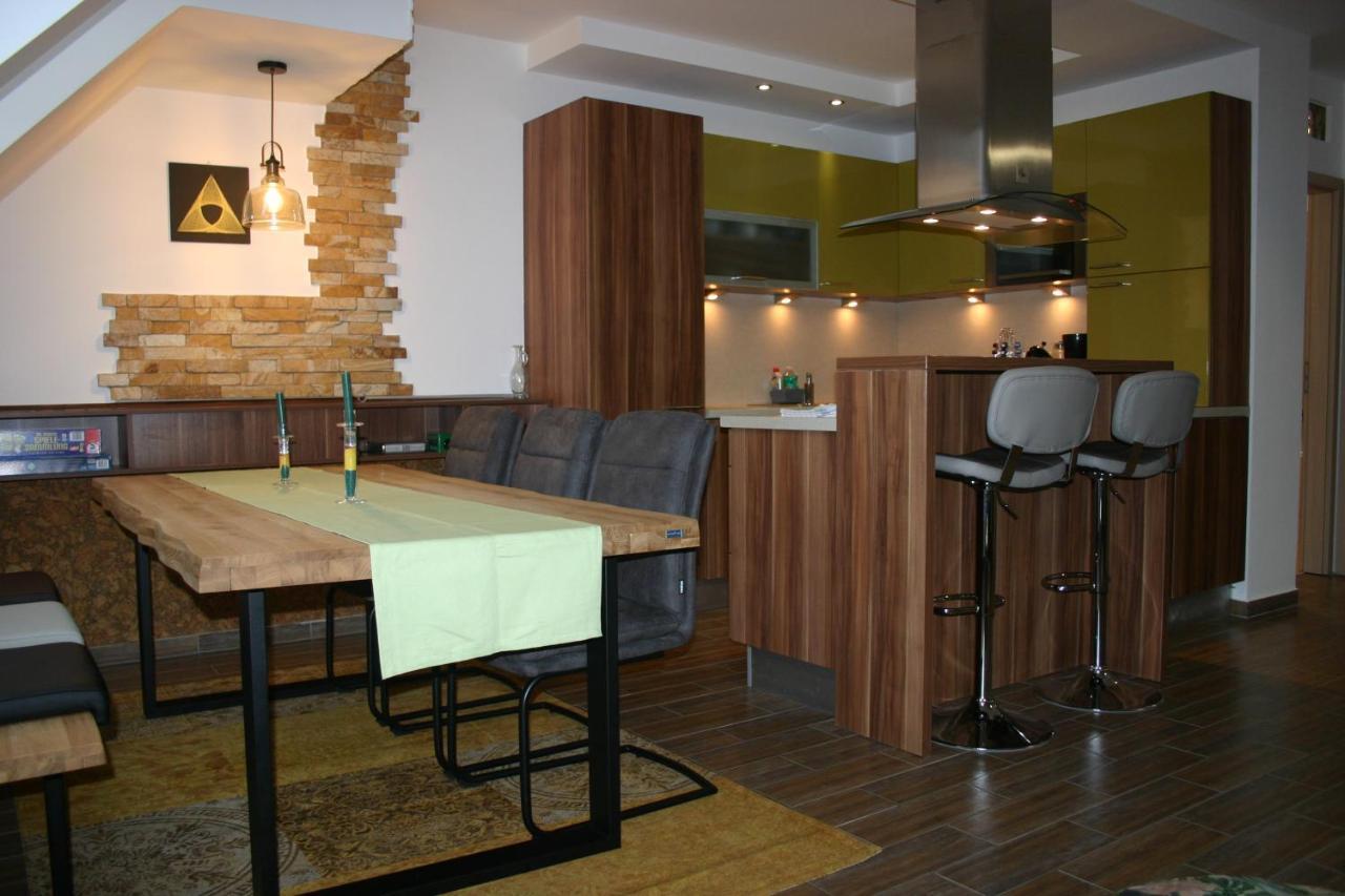 Enjoy 110Qm Apartment Im Historischen Zentrum Šoproň Exteriér fotografie